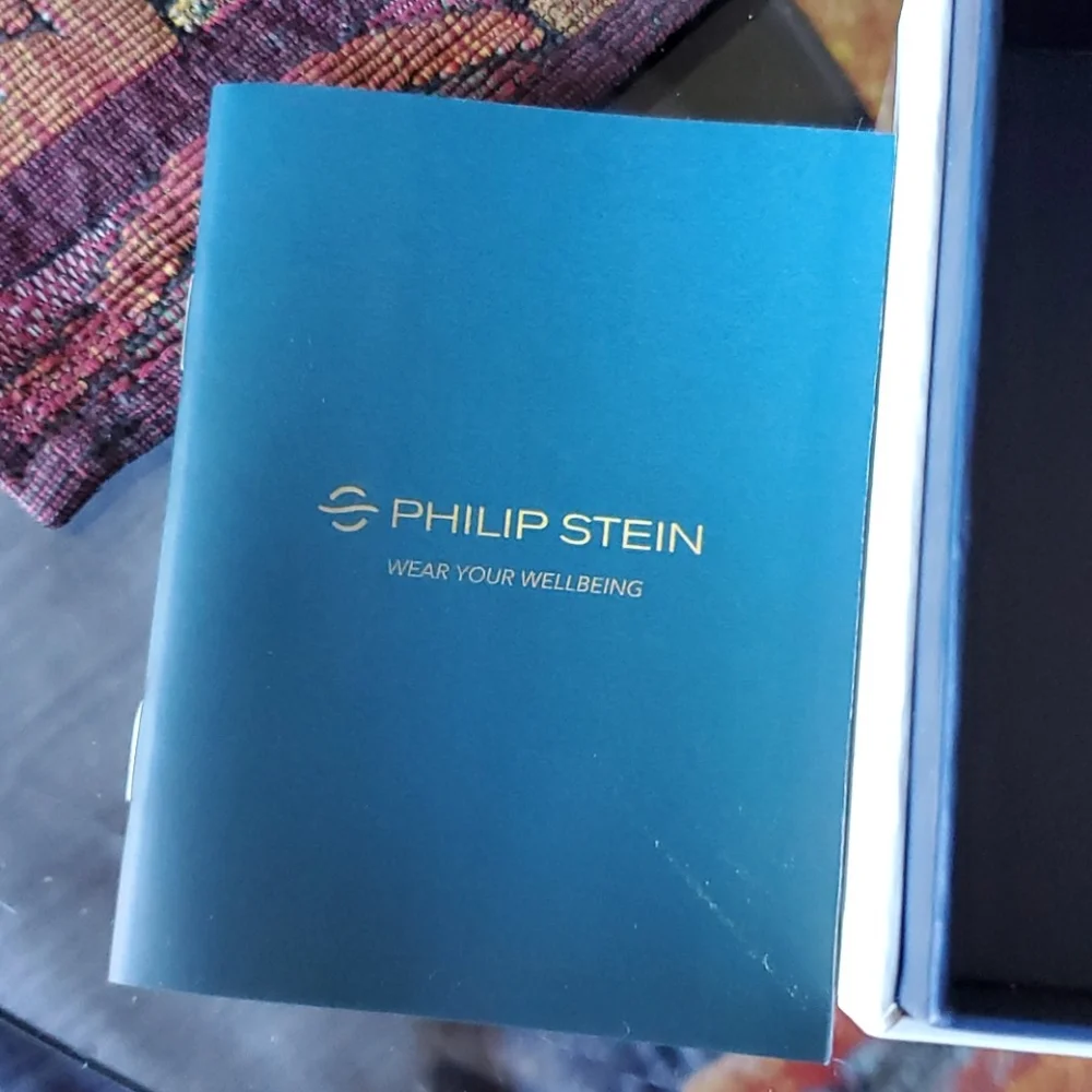 Philip stein HOST PICK  sig small double Red Pebble  Leather Watch Boxed Papers